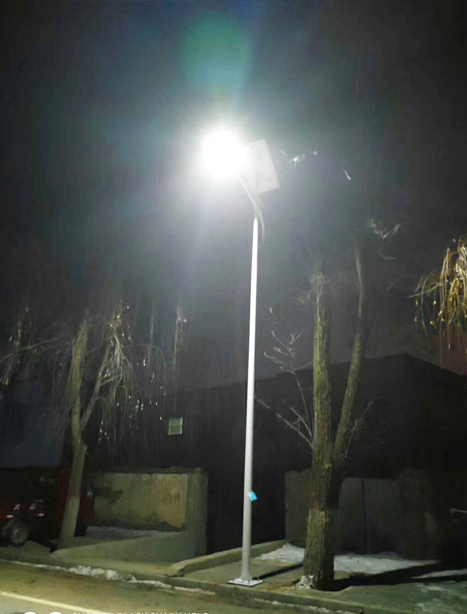 积石山县麦盖提太阳能路灯项目