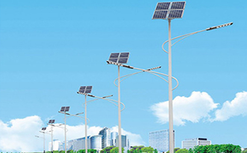 北方冬季麦盖提太阳能路灯的保养要点