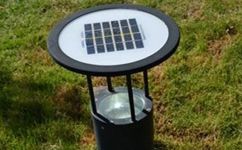 别墅庭院氛围营造：麦盖提草坪灯选型与布光技巧